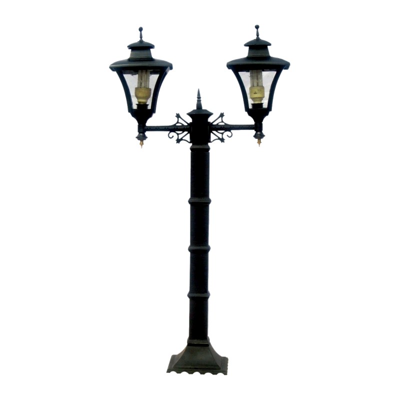 Padma Pole Light 5005A (PPL 5005A) — cast-aluminium pole lanterns in Matte Black