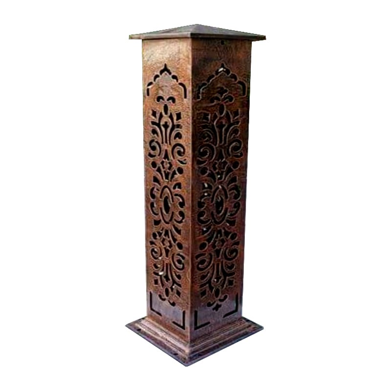 Padma Pole Light 5022 (PPL 5022) — cast-aluminium pole lanterns in Antique